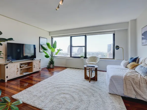 135 Montgomery St APT 11D, Jersey City, NJ 07302