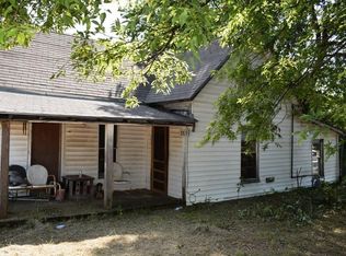 209 E Grayson St, Leonard, TX 75452