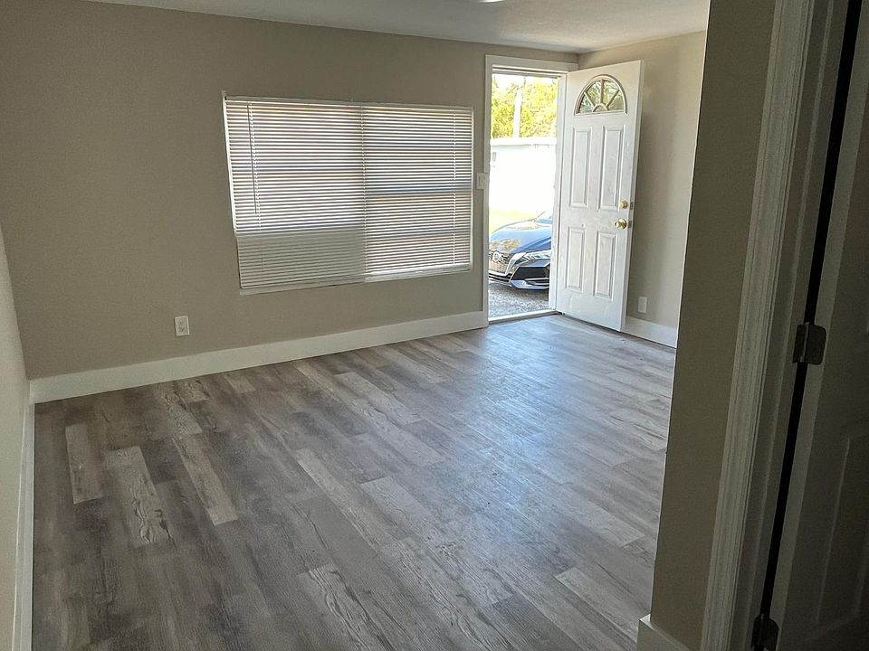 1st image of 5860 150th Ave N #1