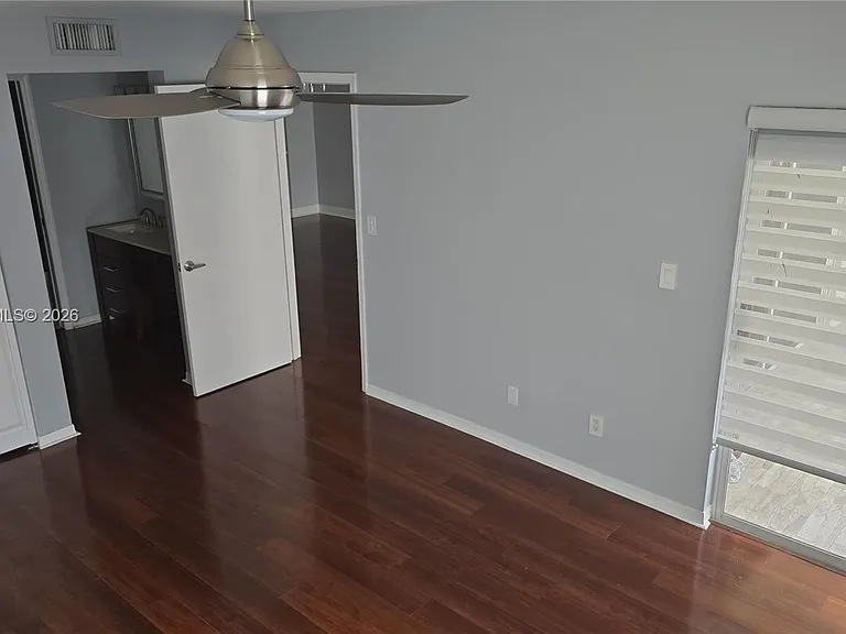 7271 S Devon Dr #101 — Photo 2
