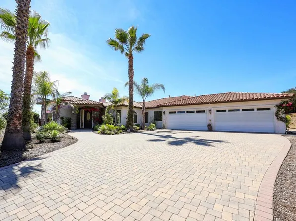 2353 Buena Creek Trl, Vista, CA 92084