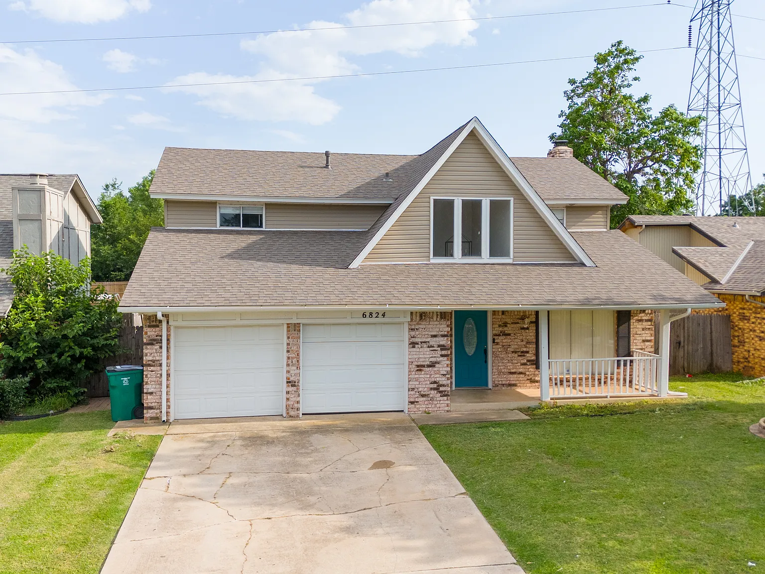 3 bed, 2.5 bath, 1948 sqft, $1,850 — Photo 2
