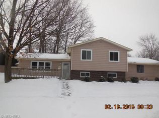 1228 Garth Dr, Kent, OH 44240