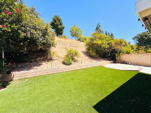 2nd image of 19645 Eagle Ridge Ln