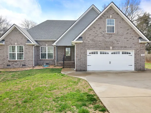 326 Shelby Cir, Shelbyville, TN 37160