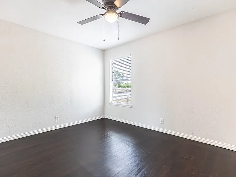 7802 Rimfire Dr — Photo 23