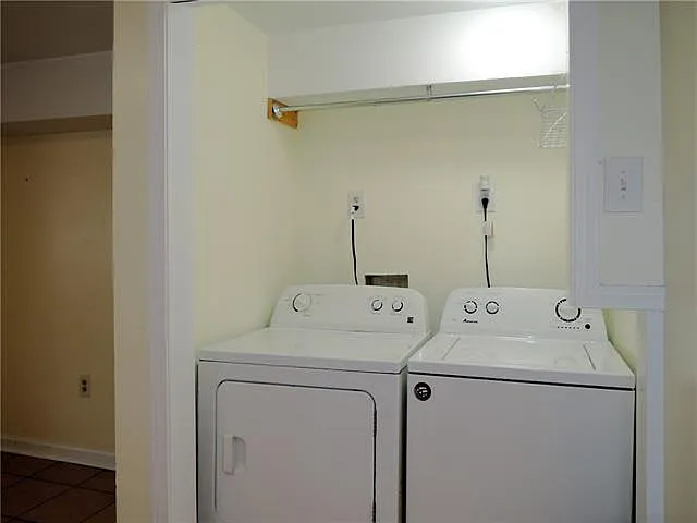 7204 Hickory St #B — Photo 12