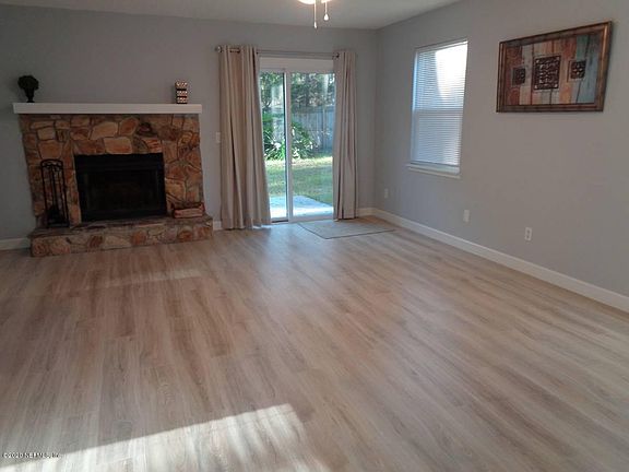4th image of 11386 Tanager Dr S