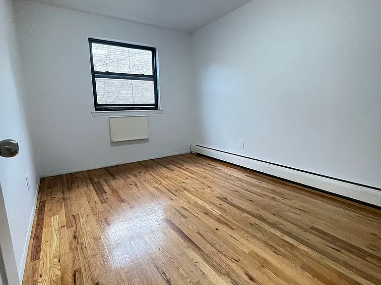 41-22 Parsons Blvd #3 — Photo 2