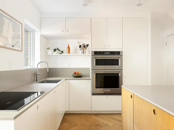 137 Maspeth Avenue image 7 of 18