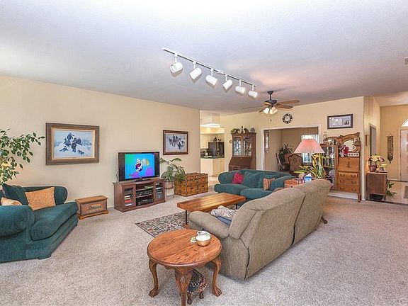 5th image of 42870 Pheasant Hill Pl