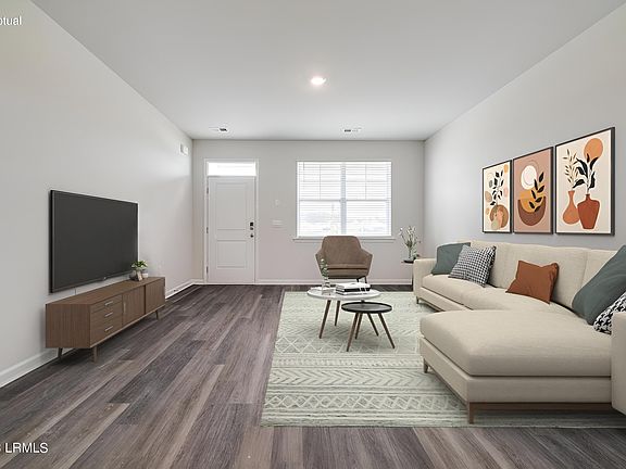 2nd image of 1173 Sanctum St