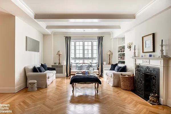 1st image of 50 E 72nd St #15B