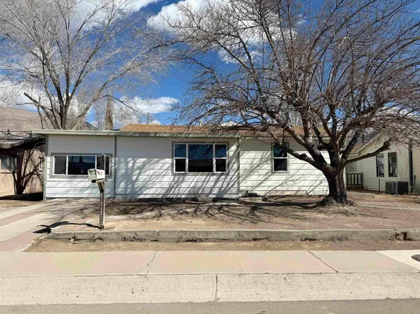 2302 Yale Ave, Alamogordo, NM 88310