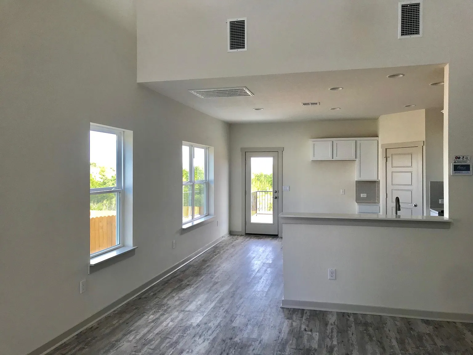 7721 Lowenfield Dr — Photo 2