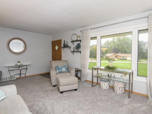 5th image of 18550 Brookridge DRIVE