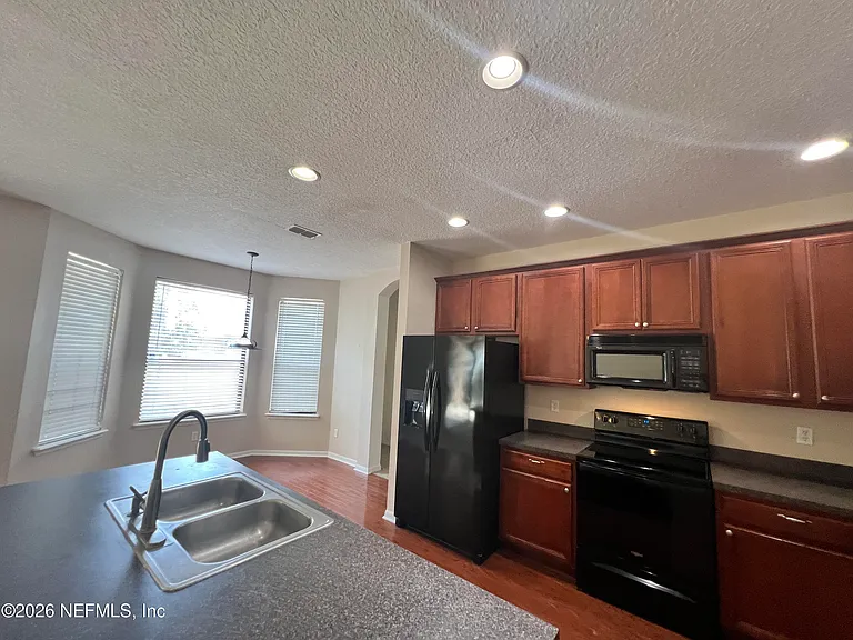 13491 Teddington Ln — Photo 4