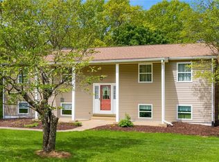 2925 Olde Falls Rd, Zanesville, OH 43701