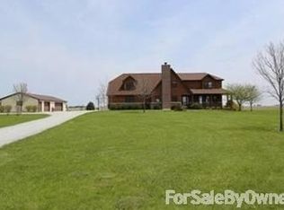 9785 N 4000e Rd, Manteno, IL 60950