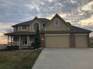 6613 N 157th Cir, Omaha, NE 68116