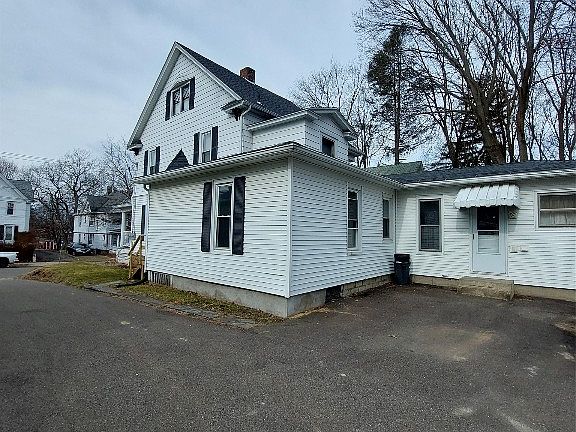 3rd image of 75 Mitchell Ave