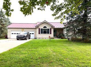 920 N Clinton Trl, Charlotte, MI 48813