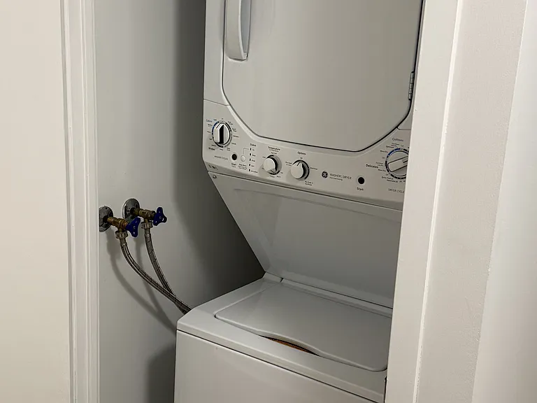 320 Richmond St E #208 — Photo 6