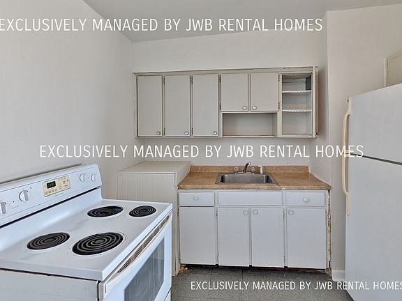 4th image of 1729 Logan St APT 4