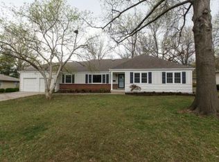 4200 W 97th Ter, Overland Park, KS 66207