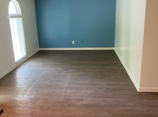 221 E Hargis St #221D, Belton, MO 64012