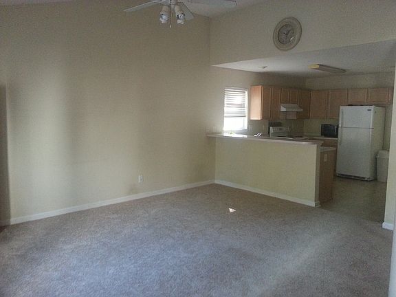 3rd image of 3810 Harmony Cir