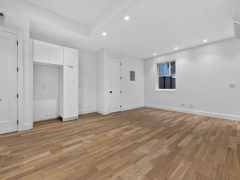 173 Tompkins Ave #1R — Photo 6