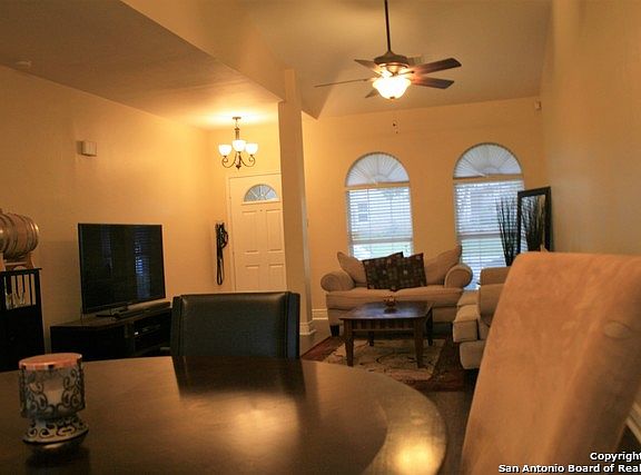 3rd image of 13647 Bridgeview