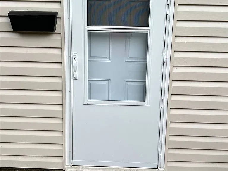 39 Altmar Ave — Photo 7