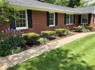 66 Bennett Rd, Carmel, IN 46032