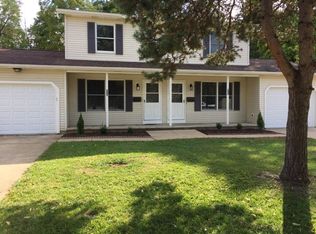 318 W Smith Rd, Medina, OH 44256