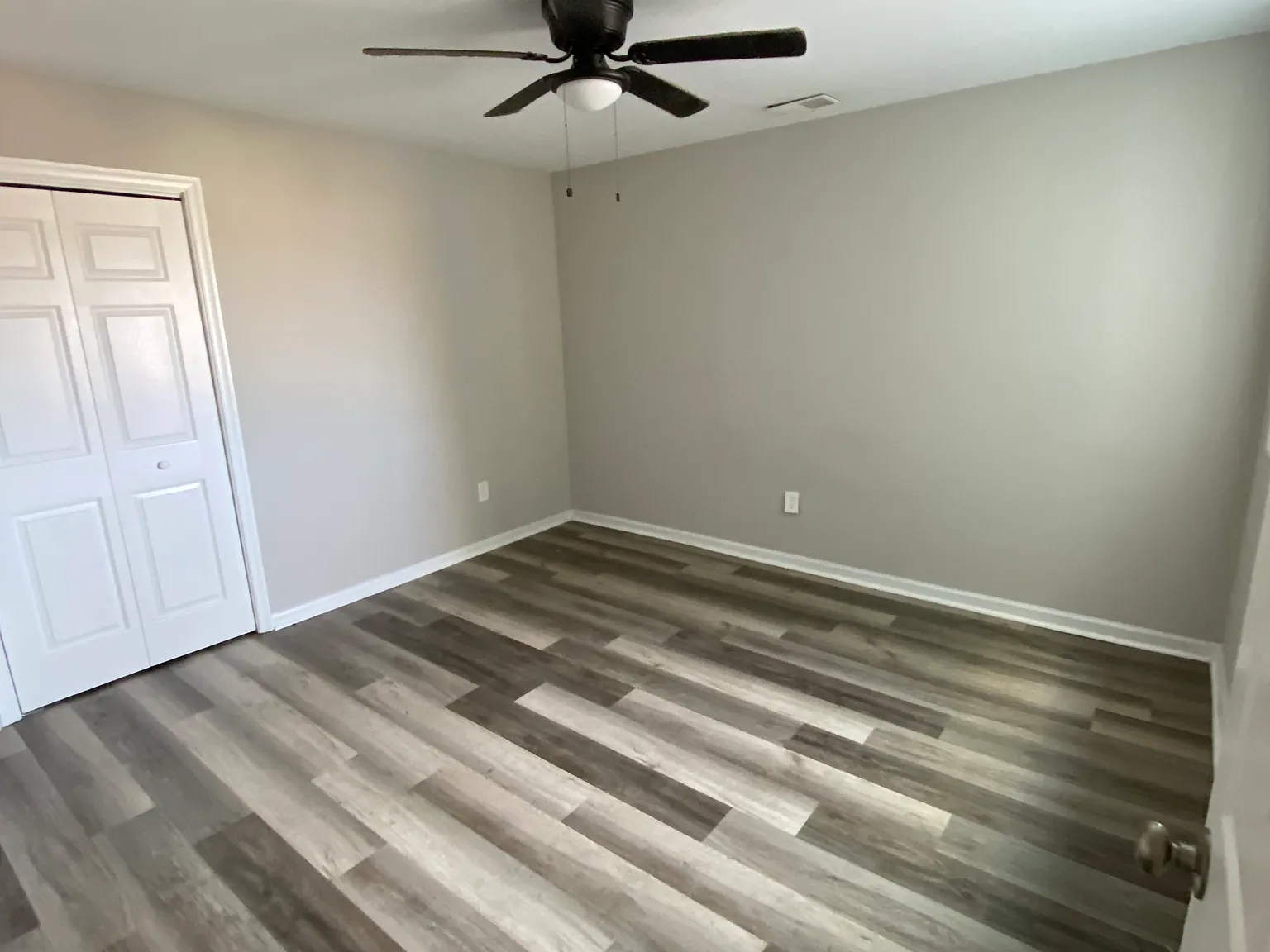 3 bed, 1900 sqft, $2,500 — Photo 2