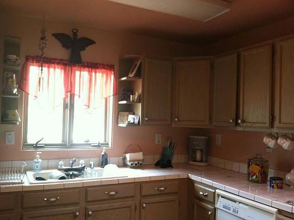 Lots of cabinets