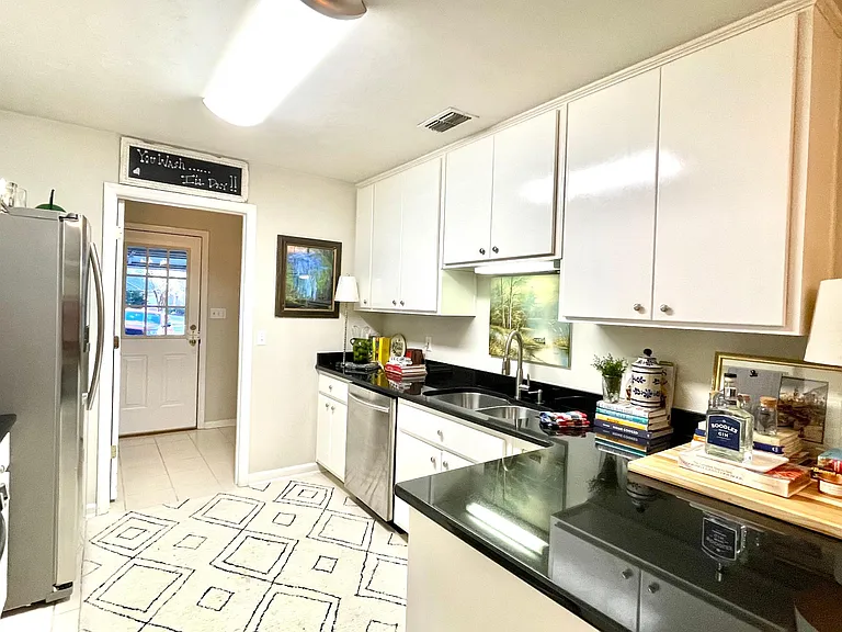2998 Nutmeg Ct — Photo 5