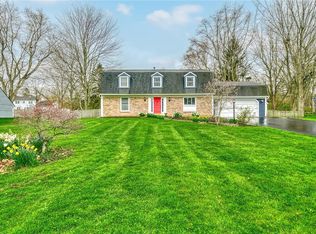 1185 Woodhull Rd, Webster, NY 14580