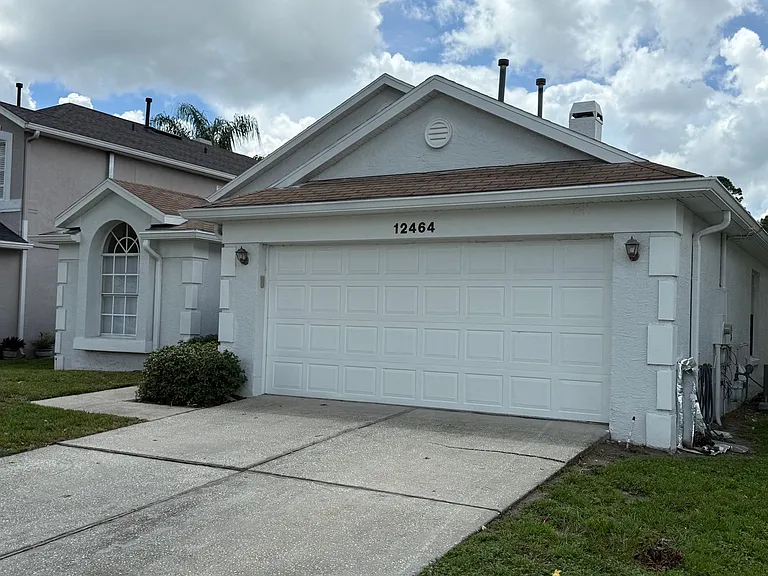 12464 Castlemain Trl — Photo 3