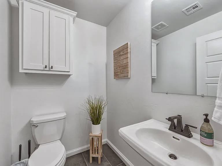 18433 Austin Pl — Photo 37
