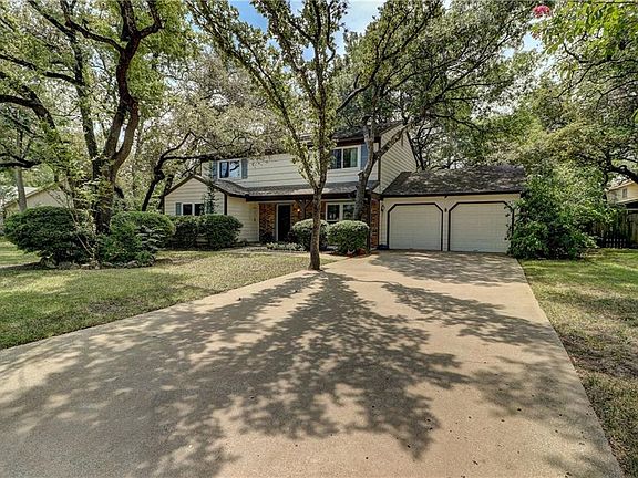 2nd image of 4403 Flagstaff Dr