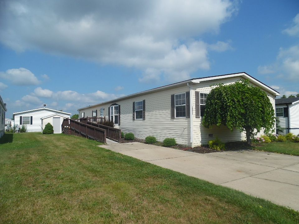 1st image of 28450 Spruce Dr #307