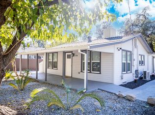 2746 Henderson Rd, Redding, CA 96002