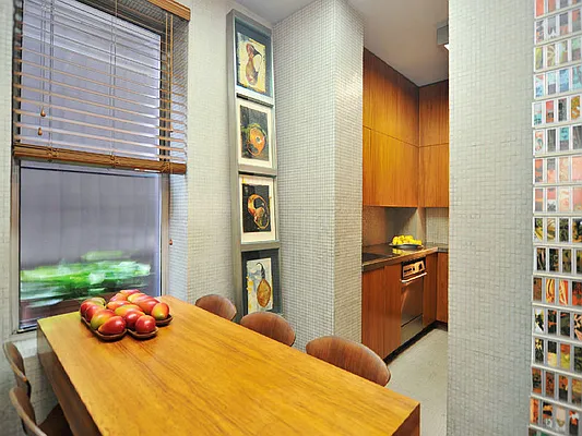 Sold by Sotheby's International Realty | media 11