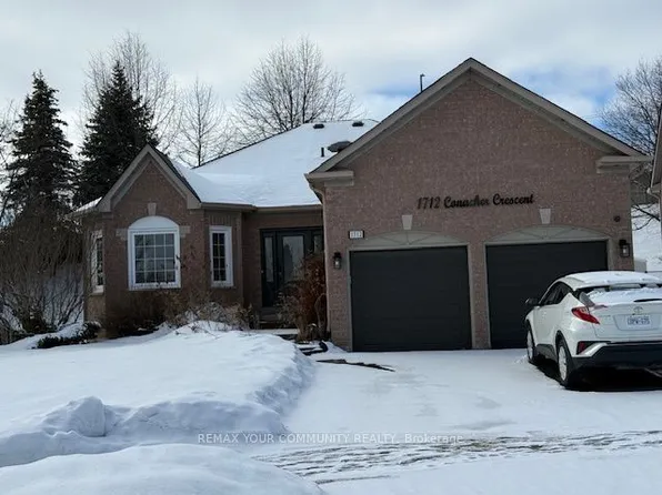 1712 Conacher Cres, Pickering, ON L1X 2T4