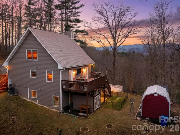 69 Heslar Way, Marshall, NC 28753