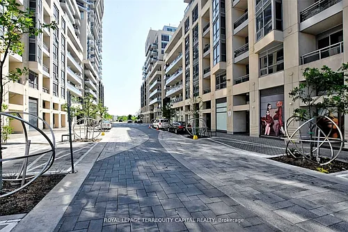 9201 Yonge St #NW-407 Photo 1