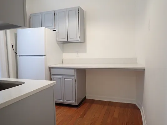 Rented by Hakeem Shahid, LREB | media 8